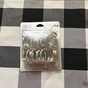 Darice Silver Key & Card Holder Rings